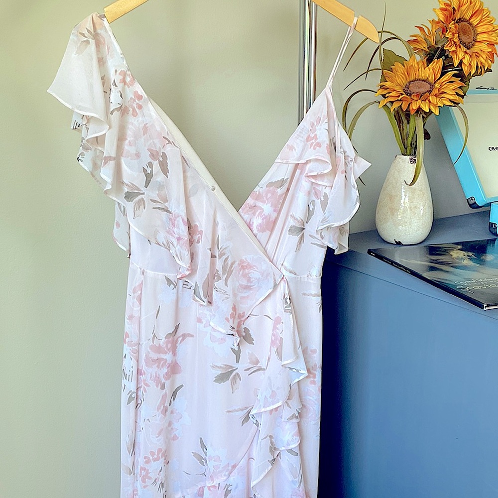 WAYF ELANOR RUFFLE FAUX WRAP MAXI DRESS
